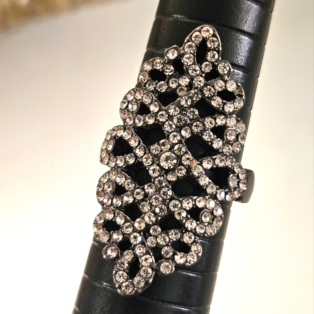 Sparkling Rhinestone Filagree Ring - Picture 2 of 6